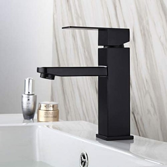 3.4-in. W Bathroom Sink Faucet_AI-34361