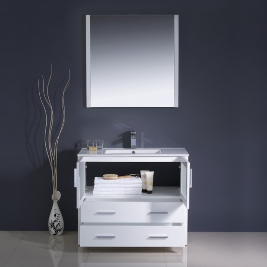 Fresca Torino 36" White Modern Bathroom Vanity w/ Integrated Sink