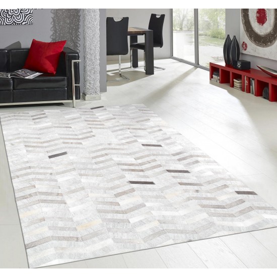 Pasargad Home Chevron Silver Cowhide Rug- 6' 0" X 9' 0"