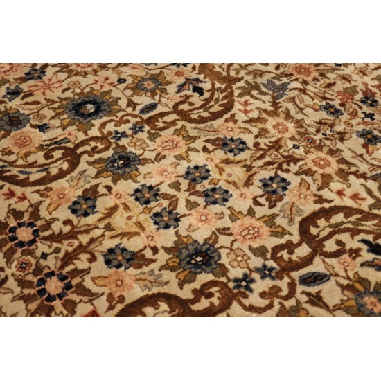 Pasargad Home Lavar Hand-Knotted Lamb's Wool Area Rug- 13' 9" X 15' 4"