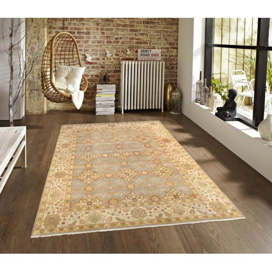 Pasargad Home Sultanabad Hand-Knotted Lamb's Wool Area Rug- 6' 0" X 9' 0"