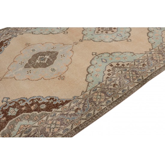 Pasargad Home Vintage Sivas Collection Cream Wool Area Rug- 4' 8" X 13' 9"