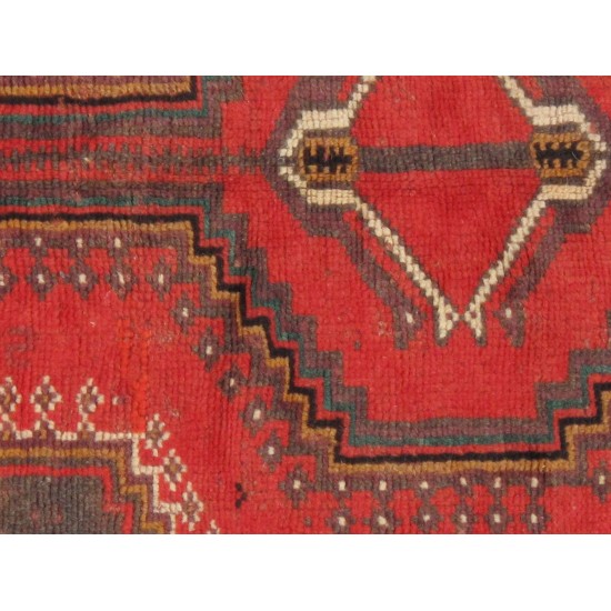 Pasargad Home Vintage Shiraz Collection Red Lamb's Wool Area Rug- 4'11" X 7' 7"