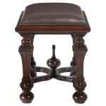 Design Toscano Lord Cumberlands Royal Footstool