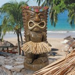 Design Toscano Pau Hana Hawaiian Tiki Totem Statue