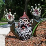 Design Toscano Zombie Gnombie Statue