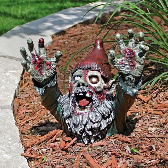 Design Toscano Zombie Gnombie Statue