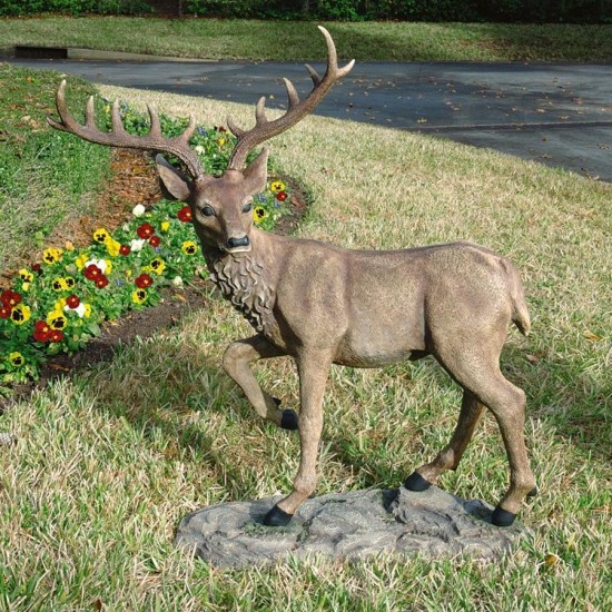 Design Toscano Black Forest Garden Deer