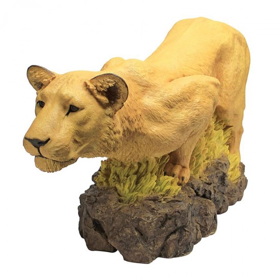 Design Toscano Lioness On The Prowl Statue