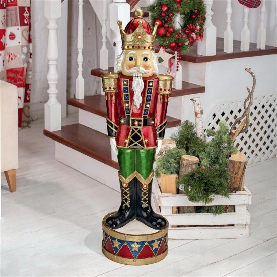 Design Toscano Illuminated Bavarian Style Nutcracker