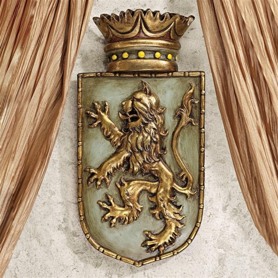 Design Toscano Medieval Rampant Lion Shield Plaque