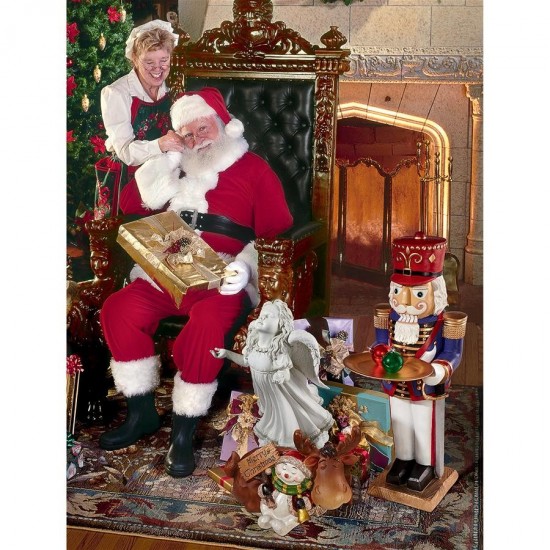 Design Toscano Nutcracker Solider Butler Table