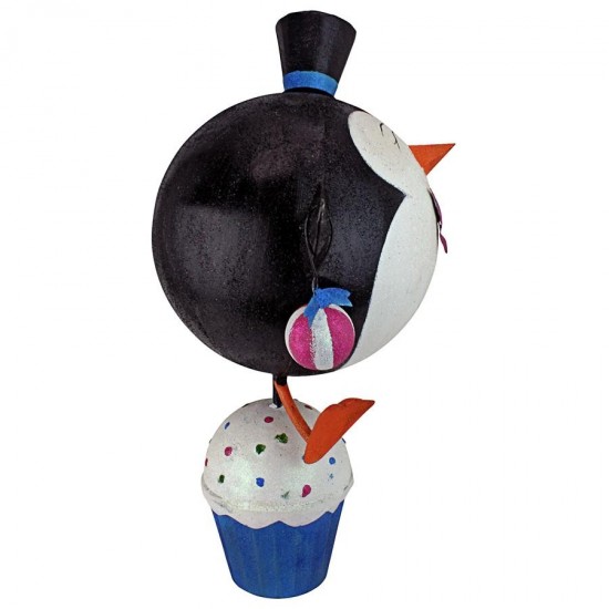 Design Toscano Ginger Cupcake Chorus Line Penguin