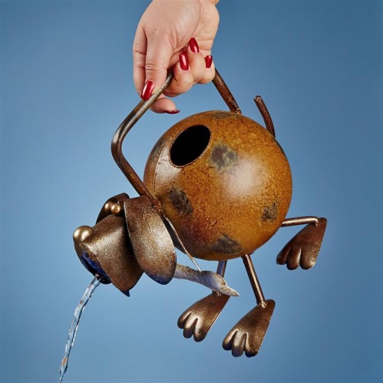 Design Toscano Back To The Farm Metal Dog Watering Can