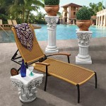 Design Toscano Medium Corinthian Pillar