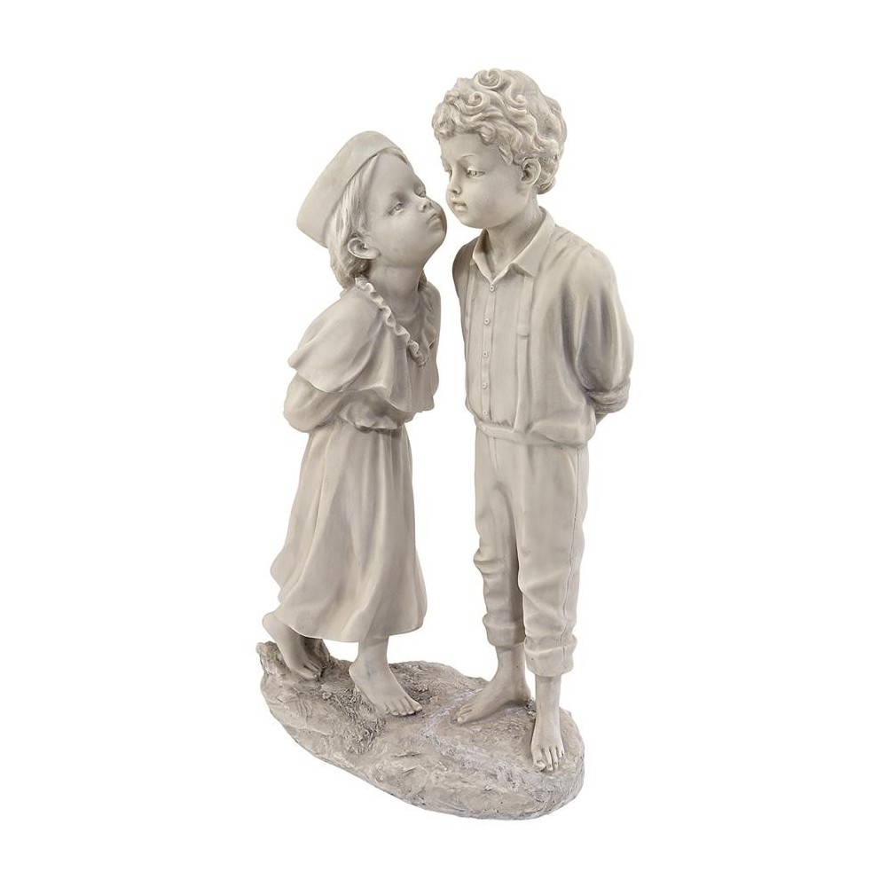 Design Toscano Loves First Kiss Statue