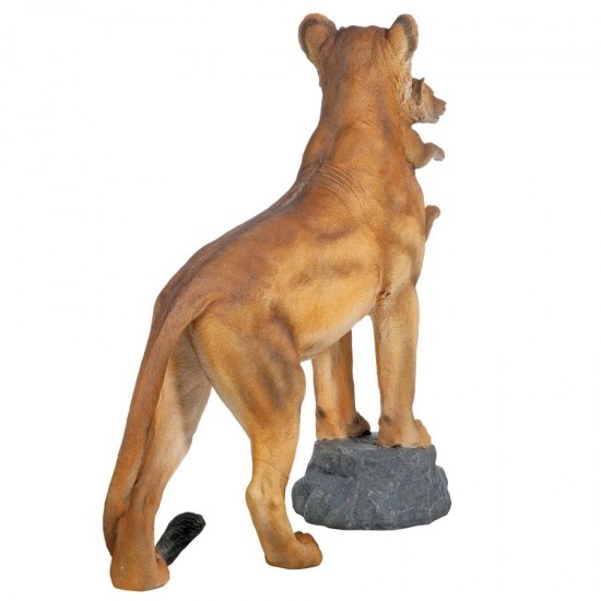 Design Toscano Lioness With Cub Statue