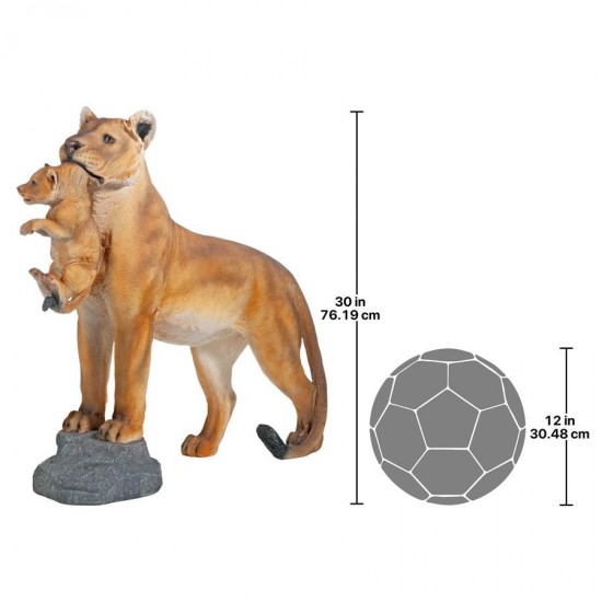 Design Toscano Lioness With Cub Statue