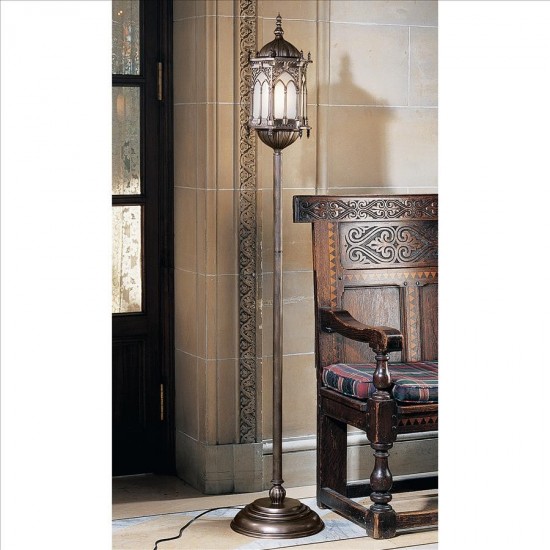 Design Toscano Aberdeen Manor Gothic Lantern Floor Lamp