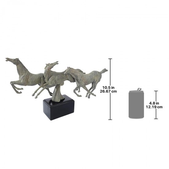 Design Toscano Galloping Horses