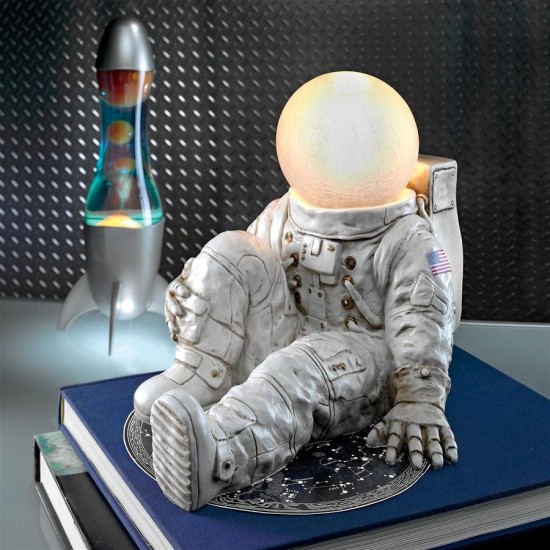Design Toscano Astronaut At Ease Lamp
