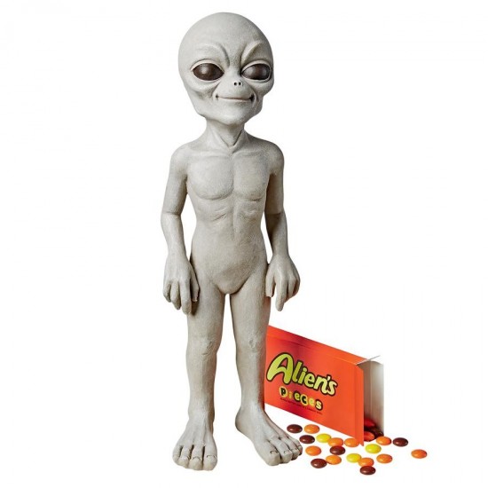 Design Toscano Small Out Of This World Alien Statue