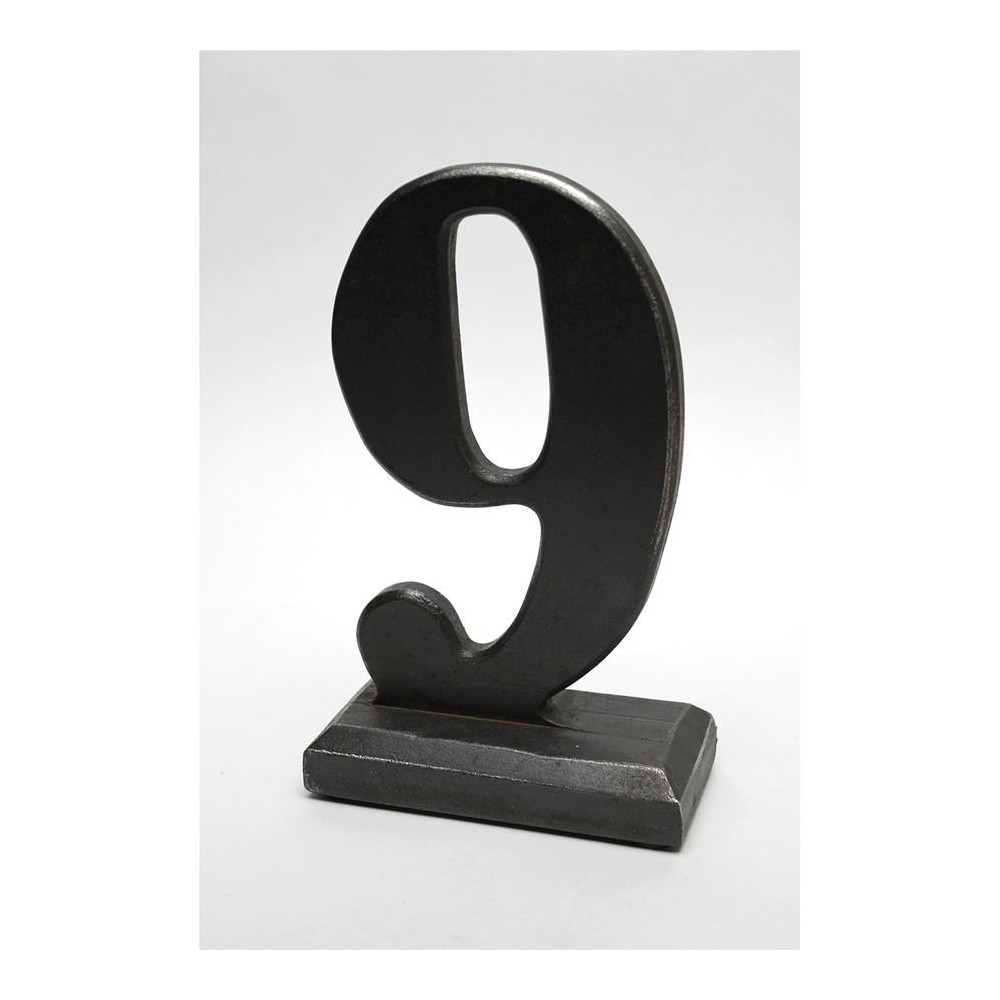 Design Toscano Number 9 Sculptural Typography