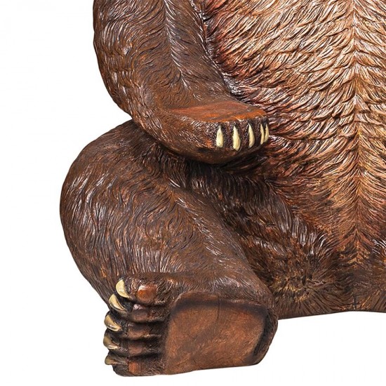 Design Toscano Sitting Pretty Brown Bear Statue