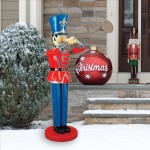 Design Toscano Large Trumpeting Soldier Statue