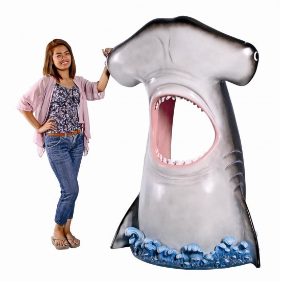 Design Toscano Peek A Boo Photo Op Hammerhead Shark