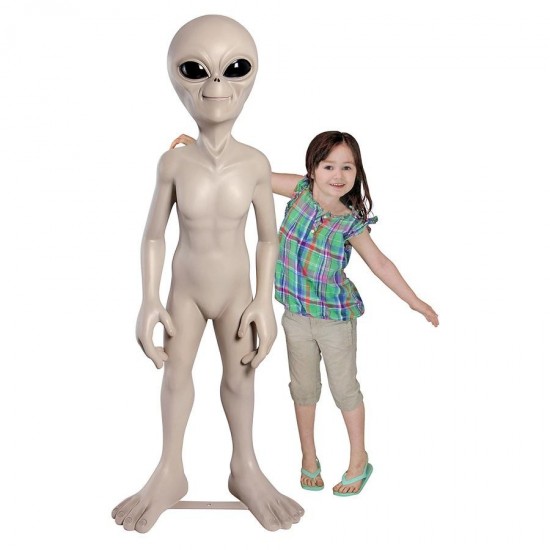 Design Toscano Giant Out Of This World Alien Statue