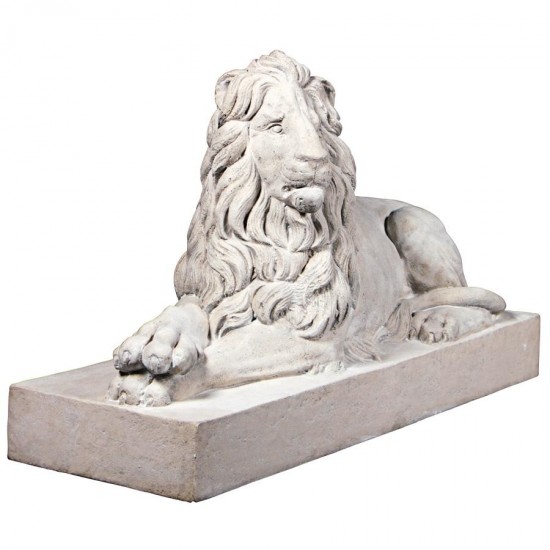 Design Toscano Castle Courtyard Lion Sentinel Facing Left