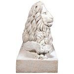 Design Toscano Castle Courtyard Lion Sentinel Facing Left