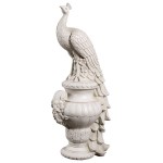 Design Toscano Giant Staverden Peacock On Urn