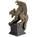Design Toscano Manchester'S Cathedral Gothic Chimera