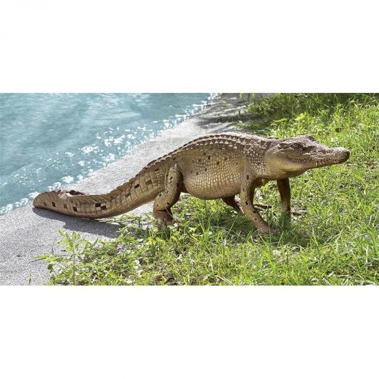 Design Toscano Walking Crocodile Statue