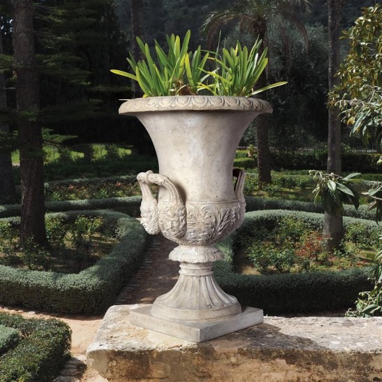 Design Toscano Medici Greenman Garden Urn