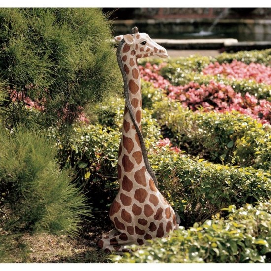 Design Toscano Gigi The Garden Giraffe