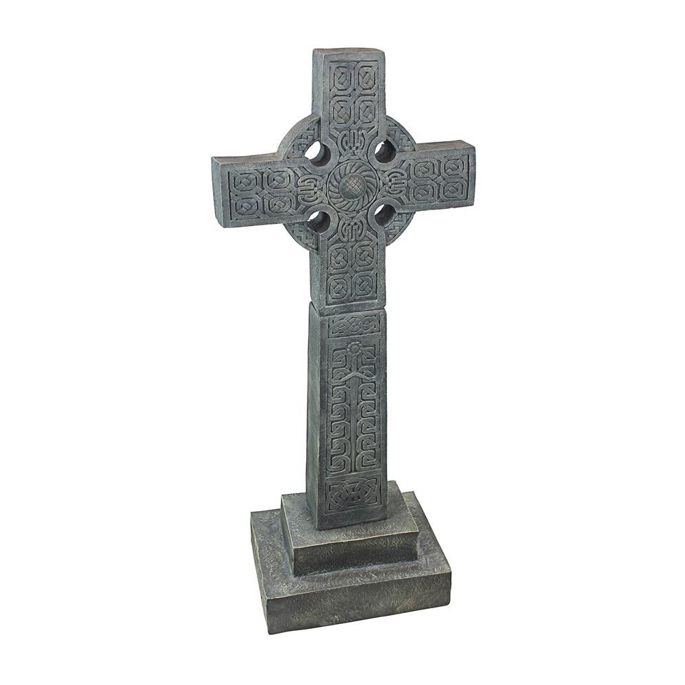 Design Toscano Chisholm Highland Celtic Cross Design Toscano Chisholm Highland Celtic Cross