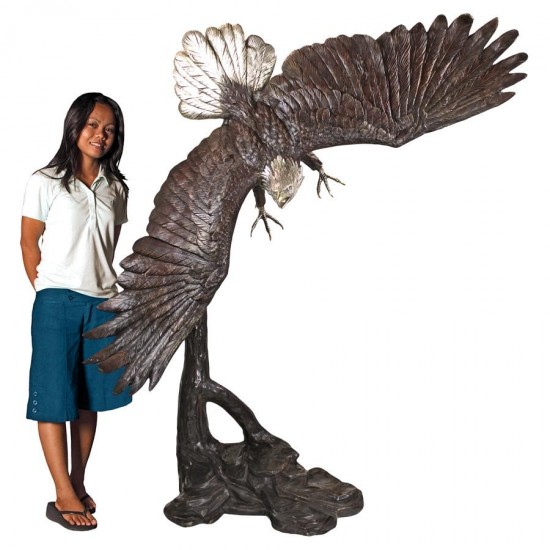 Design Toscano Final Approach Eagle Bronze Statue