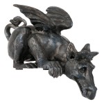 Design Toscano Whittingford Dragon Sitter