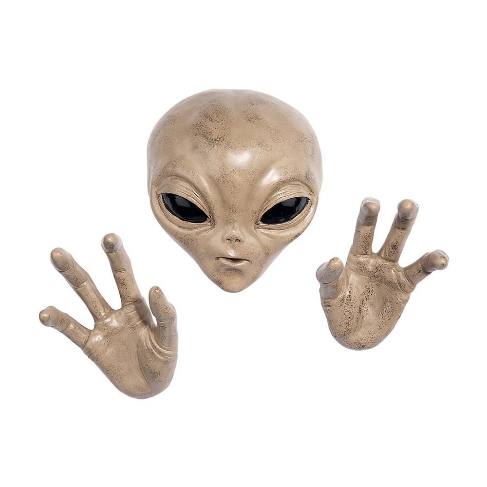 Design Toscano Roswell The Alien Plaque