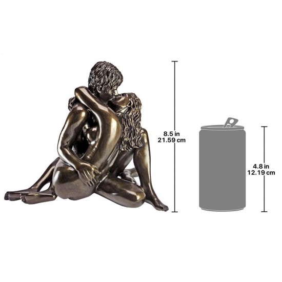 Design Toscano Embrace Figurine