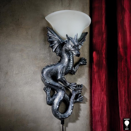 Design Toscano Ravenscraig Castle Dragon Sconce