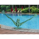 Design Toscano Giant Crazy Legs Frog Piped