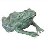 Design Toscano Small Bull Frog Statue