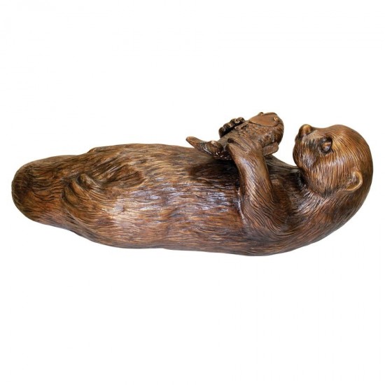 Design Toscano Lazy Otter With Fish Bronze Statue