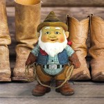 Design Toscano Country Cowboy Klaus Gnome Statue