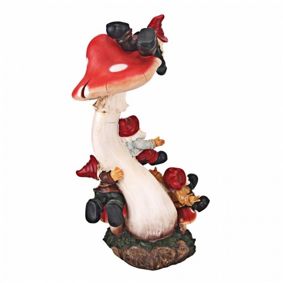 Design Toscano Topsy Turvy Garden Gnomes On Mushroom