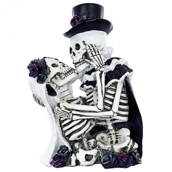 Design Toscano Kissing Bride And Groom Skeletons